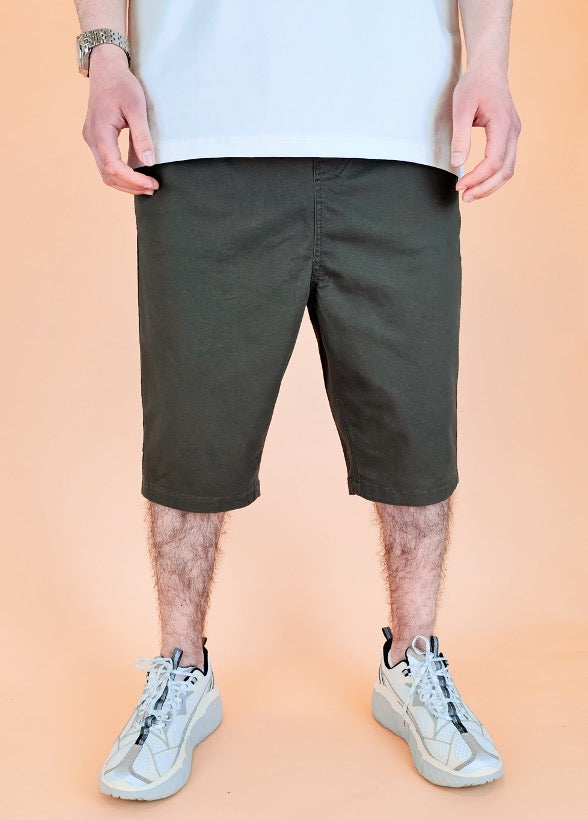 Bermuda Chino Basic Olive Green