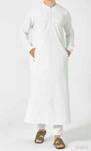 Jogging Qamis "Amwaj" White by Qaba'il